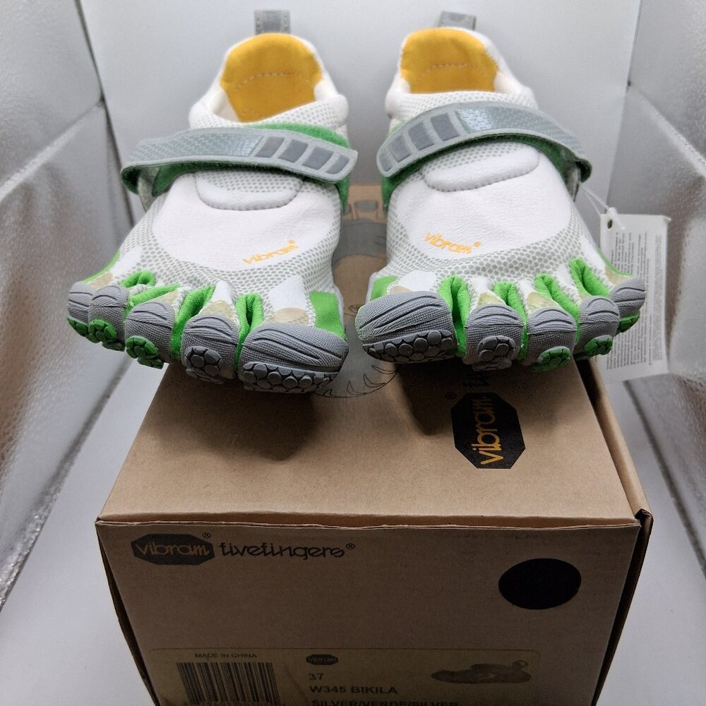 VIBRAM fivefingers W345 Womens Size 37 (6.5/7) Bikila Silver Verde Silver NIB